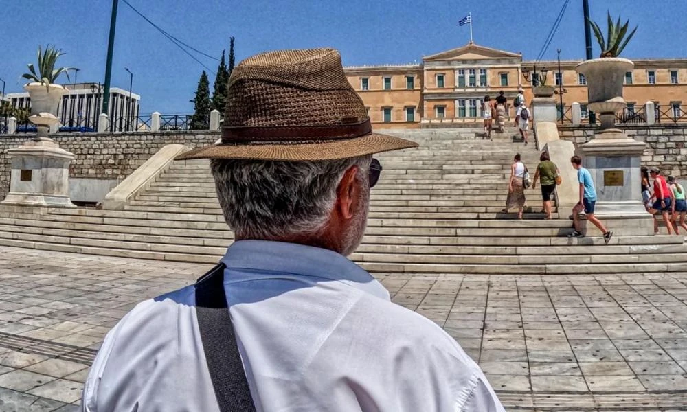 Τι να προσέχουν οι ηλικιωμένοι που μένουν το καλοκαίρι στην πόλη